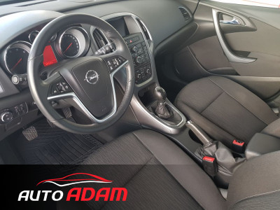 Opel Astra Sport Tourer 1.6 Enjoy