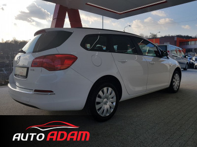 Opel Astra Sport Tourer 1.6 Enjoy