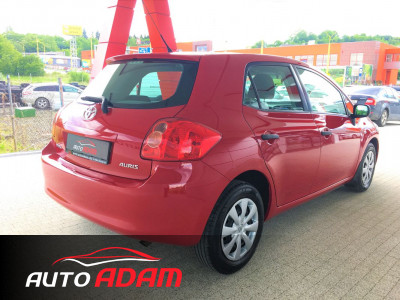 Toyota Auris 1.33i 74 kW Terra Cool