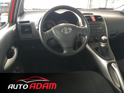 Toyota Auris 1.33i 74 kW Terra Cool