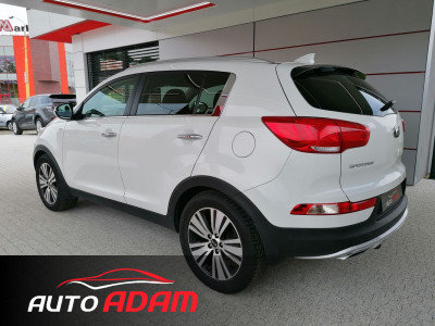 Kia Sportage 2.0 CRDi 4WD Platinum 6AT