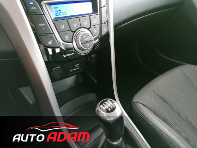 Hyundai i30 CW 1.6CRDi 100kW Style