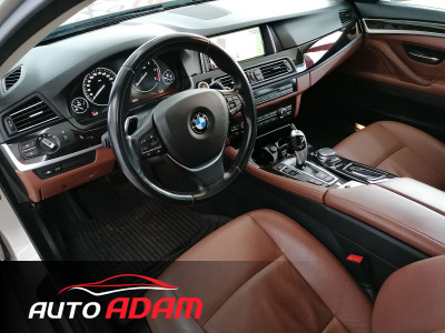BMW 520d xDrive Touring AT/8