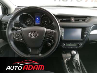 Toyota Avensis Combi 2.0 D4D Active