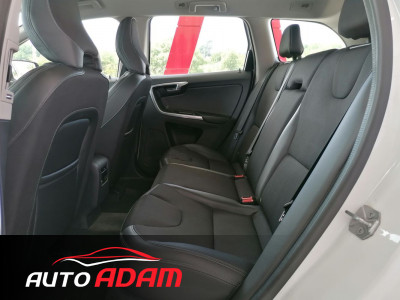 Volvo XC60 2.4l D4 AWD 140kW MOMENTUM