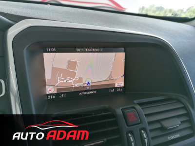 Volvo XC60 2.4l D4 AWD 140kW MOMENTUM