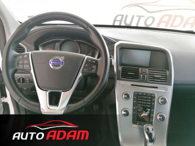 Volvo XC60 2.4l D4 AWD 140kW MOMENTUM