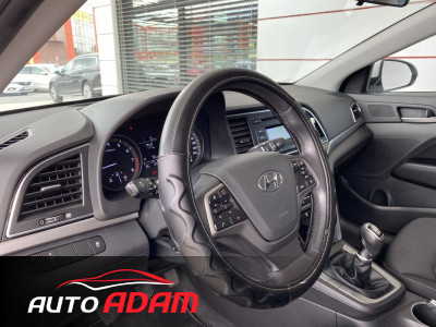 Hyundai Elantra 1.6i D-CVVT 94kW