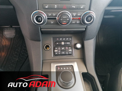 Land Rover Discovery 3.0 SDV6 HSE 188 kW 7 Miest
