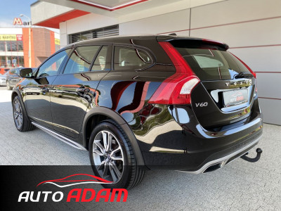 Volvo V60 Cross Country 2,4l D4 140kW AWD POLESTAR
