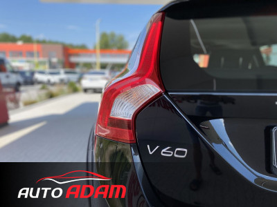 Volvo V60 Cross Country 2,4l D4 140kW AWD POLESTAR