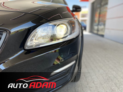 Volvo V60 Cross Country 2,4l D4 140kW AWD POLESTAR