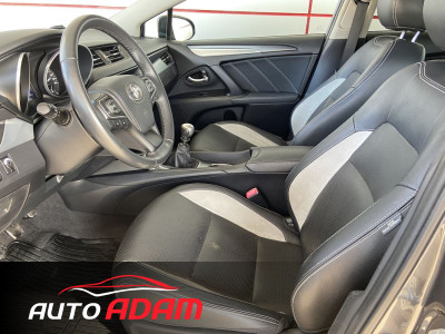 Toyota Avensis Combi 2.0 D-4D 105 kW
