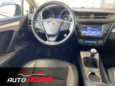 Toyota Avensis Combi 2.0 D-4D 105 kW