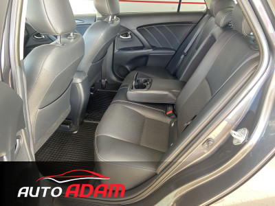 Toyota Avensis Combi 2.0 D-4D 105 kW