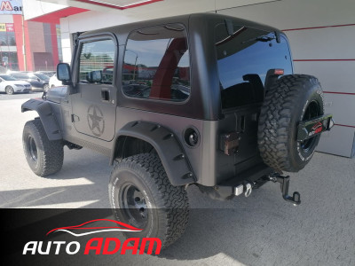 Jeep Wrangler 4.0 V6 130 kW