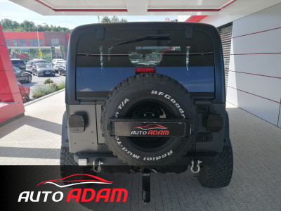 Jeep Wrangler 4.0 V6 130 kW