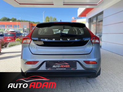 Volvo V40 T2 2.0i 90 kW