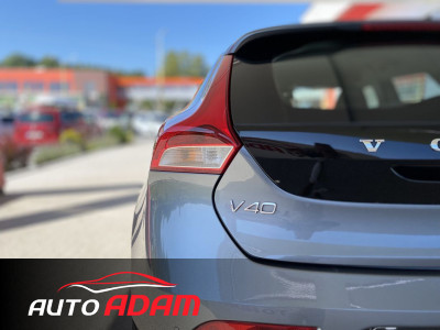 Volvo V40 T2 2.0i 90 kW