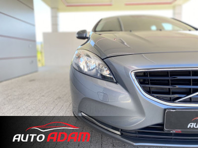Volvo V40 T2 2.0i 90 kW