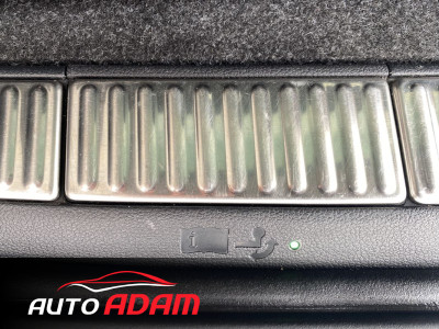 Škoda Superb Combi 2.0 TDI 4x4 Laurint & Klement 140 kW Webasto