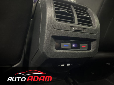 Volkswagen Touran 2.0TDi 90kW 7 Miest ACC