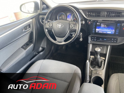 Toyota Corolla 1.6 Valvematic 97kW sedan