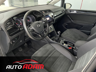 Volkswagen Touran 2.0TDi 110kW Highline 7-Miest