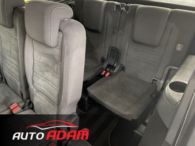 Volkswagen Touran 2.0TDi 110kW Highline 7-Miest