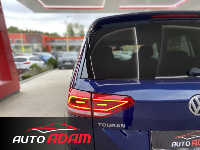 Volkswagen Touran 2.0TDi 110kW Highline 7-Miest