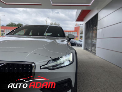 Volvo V60 Cross Country D4 140kW AWD Geartronic