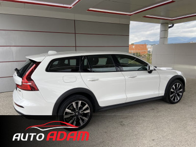 Volvo V60 Cross Country D4 140kW AWD Geartronic