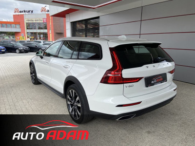 Volvo V60 Cross Country D4 140kW AWD Geartronic