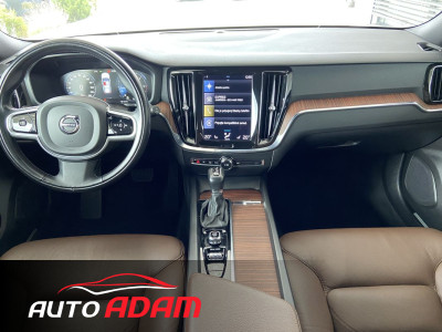 Volvo V60 Cross Country D4 140kW AWD Geartronic