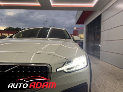 Volvo V60 Cross Country 145kW B4 AWD Geartronic (Mild-Hybrid)
