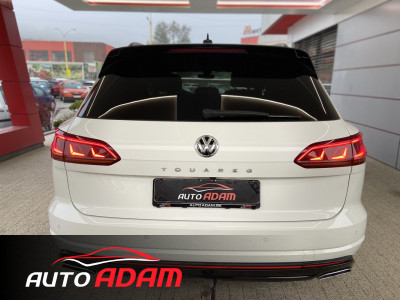 Volkswagen Touareg 3.0TDi 210kW 4Motion R-Line AT/8