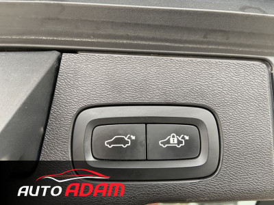 Volvo XC60 D4 AWD A/T R-Design 140 kW