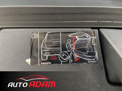 Volvo XC60 D4 AWD A/T R-Design 140 kW