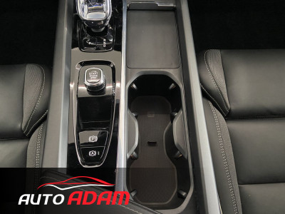 Volvo XC60 B4 D AWD A/T Plus Dark 145 kW