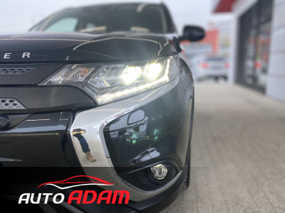 Mitsubishi Outlander 2.0 MIVEC 4x4 CVT 7 miest