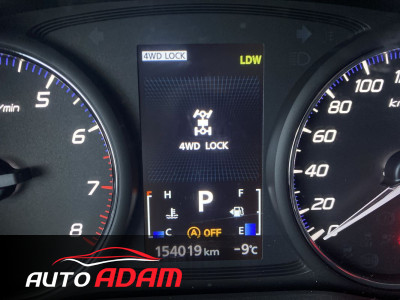 Mitsubishi Outlander 2.0 MIVEC 4x4 CVT 7 miest