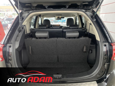 Mitsubishi Outlander 2.0 MIVEC 4x4 CVT 7 miest