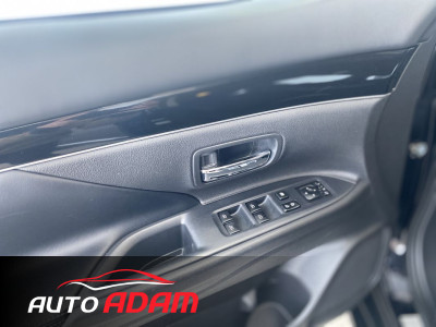 Mitsubishi Outlander 2.0 MIVEC 4x4 CVT 7 miest
