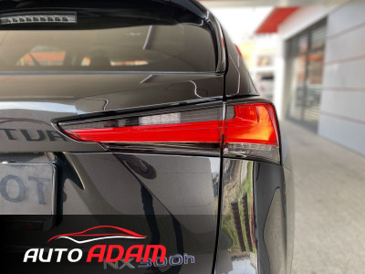 Lexus NX 300h 2.5i Hybrid 114kW CVT AWD Executive + Tech packet