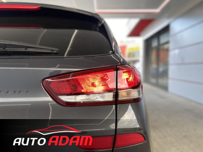 Hyundai i30 CW 1.5 T-GDI 118kW Family