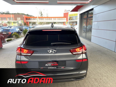 Hyundai i30 CW 1.5 T-GDI 118kW Family