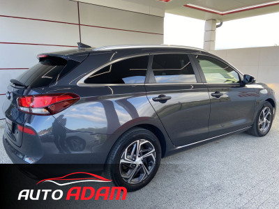 Hyundai i30 CW 1.5 T-GDI 118kW Family