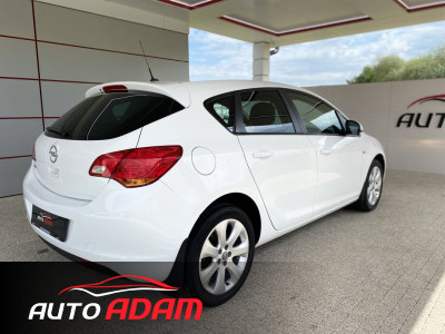 Opel Astra 1.4 74kW Cosmo
