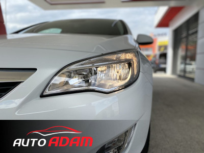 Opel Astra 1.4 74kW Cosmo