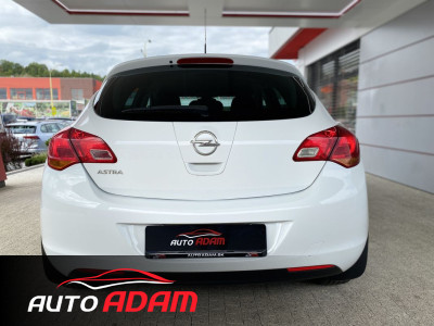 Opel Astra 1.4 74kW Cosmo